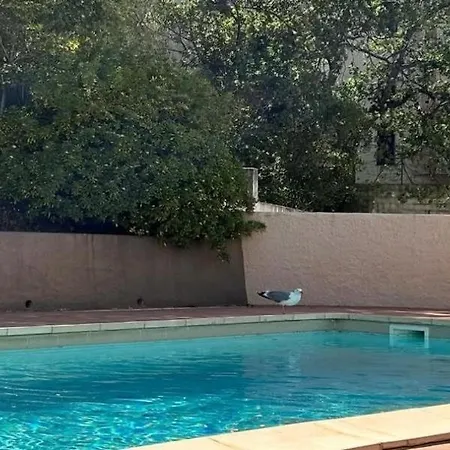 Дом отдыха Les Pieds Dans L'eau *