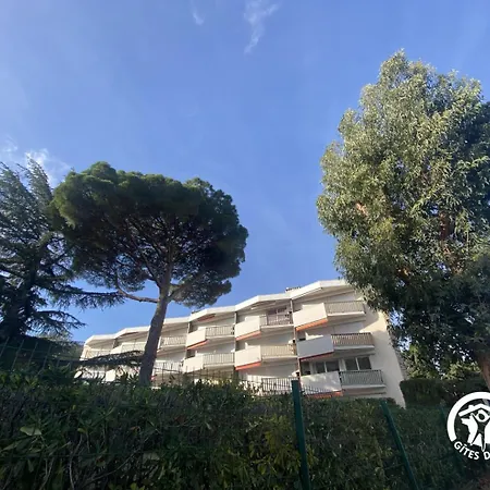 Les Pieds Dans L'eau Дом отдыха *